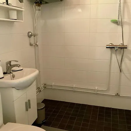 Apartment - Cozy With Sauna And Yard *