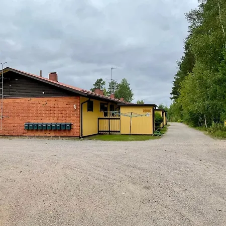 - Cozy With Sauna And Yard Apartment *