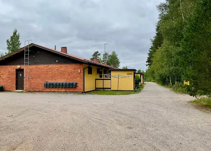 - Cozy With Sauna And Yard Apartmán *